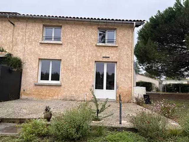 Saint Denis de Pile 33910 Location maison 4 pièces t4