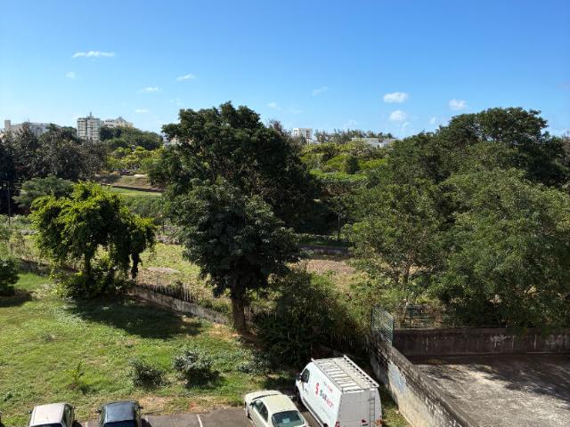 SAINT DENIS RES. CHATEAU MORANGE APPT. T3/4 D'UNE SURFACE DE 70 m2