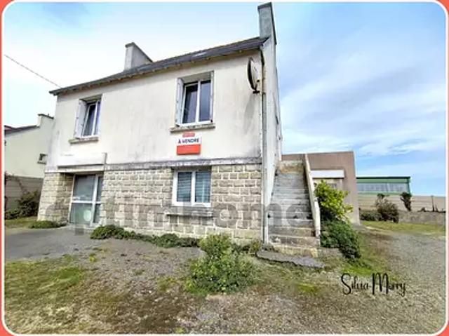 Saint Derrien 29440 Achat / Vente maison 7 pièces t7