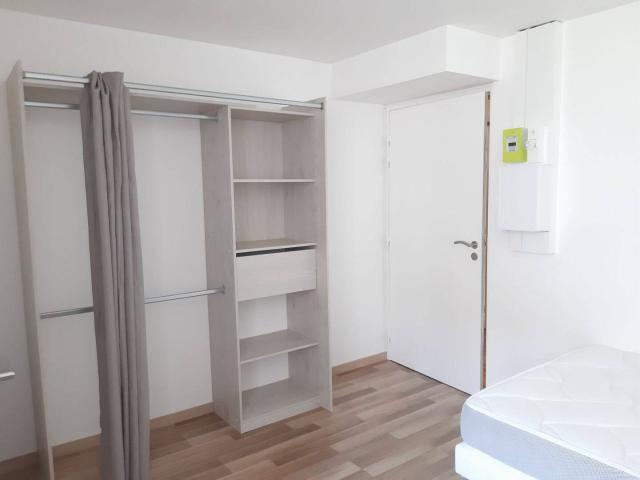 SAINT DIE studio meublé NEUF 17.39m²