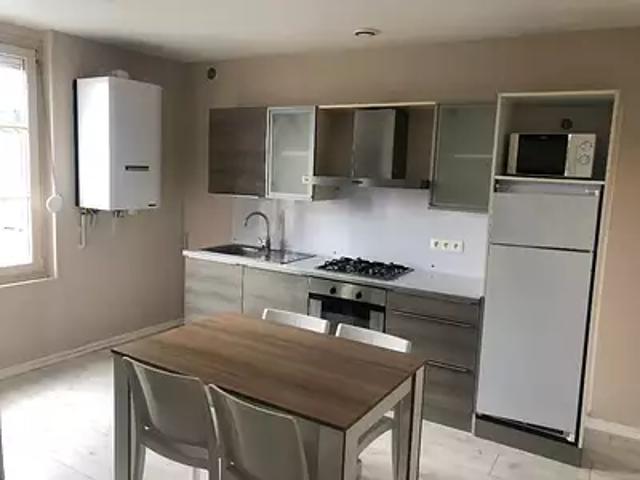 Saint Dizier 52100 Location appartement 2 pièces t2 au dernier étage