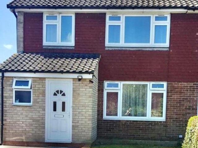 Saint Dunstan's Close 6 bed house share to rent £2,400 pcm £554 pw