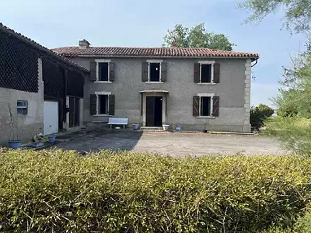 Saint Elix Theux 32300 Achat / Vente maison 6 pièces t6 au dernier étage parking
