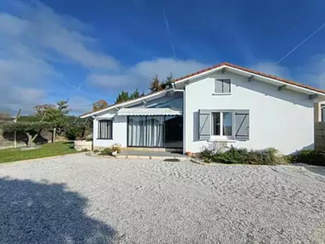 Saint Emilion 33330 Achat / Vente maison 5 pièces t5 piscine