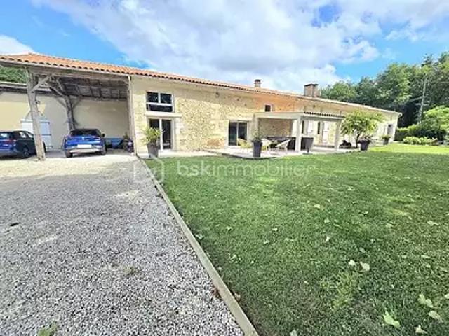 Cercoux 17270 Achat / Vente maison 10 pièces t10 piscine terrasse