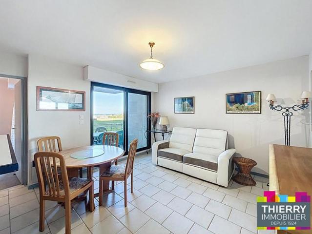 SAINT ENOGAT Appartement vue mer, double garage