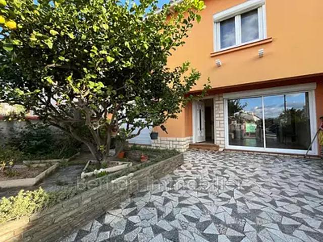 Saint Estève 66240 Location maison 5 pièces t5