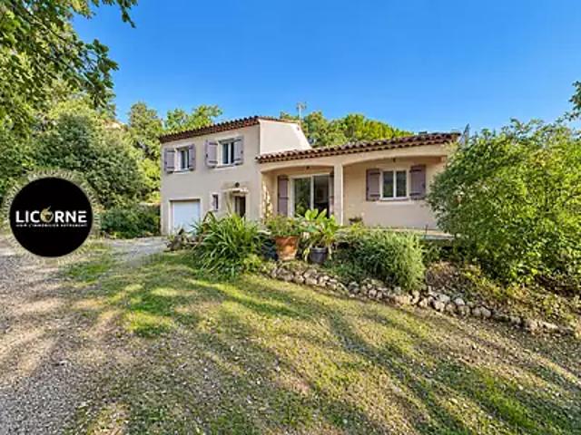 Saint Estève Janson 13610 Location maison 5 pièces t5 terrasse
