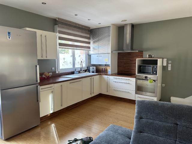 Saint Etienne maison d'environ 125 m2 avec garage 259.000€