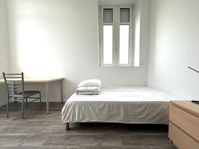 SAINT ETIENNE: appartement 2 pièces 28 m² à louer