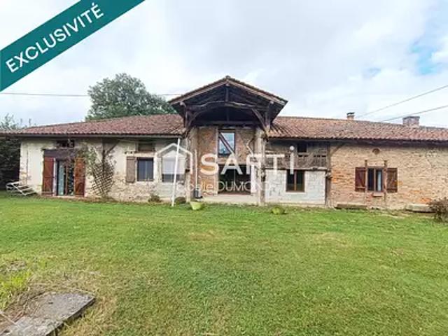 Saint Etienne du Bois 01370 Achat / Vente maison 6 pièces t6 terrasse parking