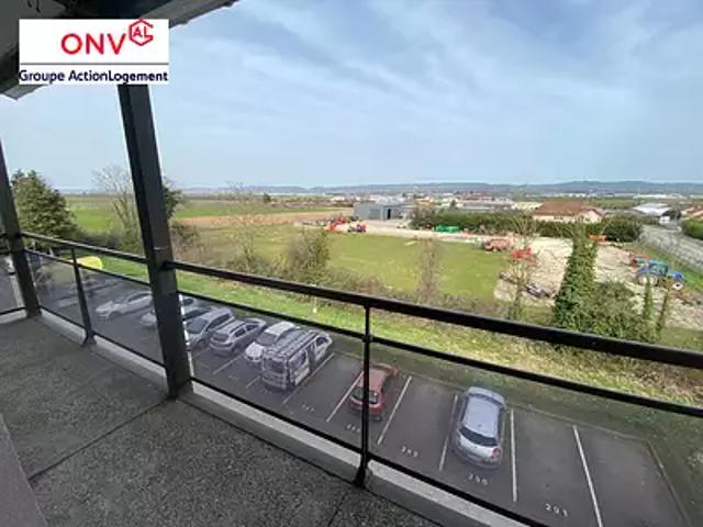 Saint Etienne de Saint Geoirs 38590 Achat / Vente appartement 4 pièces t4 au dernier étage cave