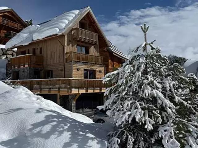 Saint Etienne de Tinée 06660 Achat / Vente maison 6 pièces t6 terrasse balcon