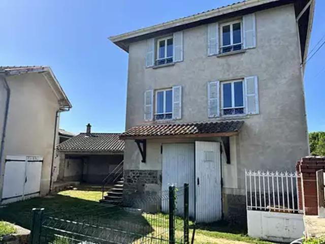 Saint Etienne des Oullières 69460 Achat / Vente maison 6 pièces t6 parking