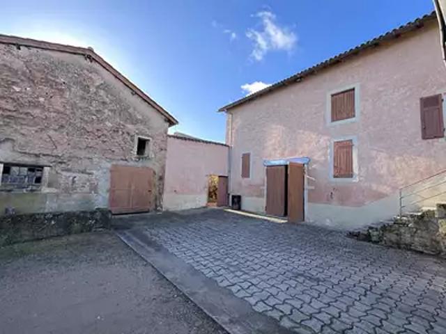 Saint Etienne des Oullières 69460 Achat / Vente maison 9 pièces t9 parking