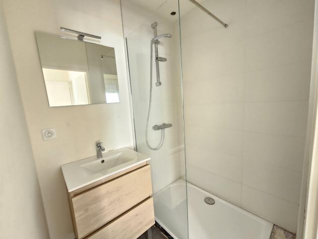 SAINT ETIENNE JEAN JAURES Appartement T2 situé au 3ème ét
