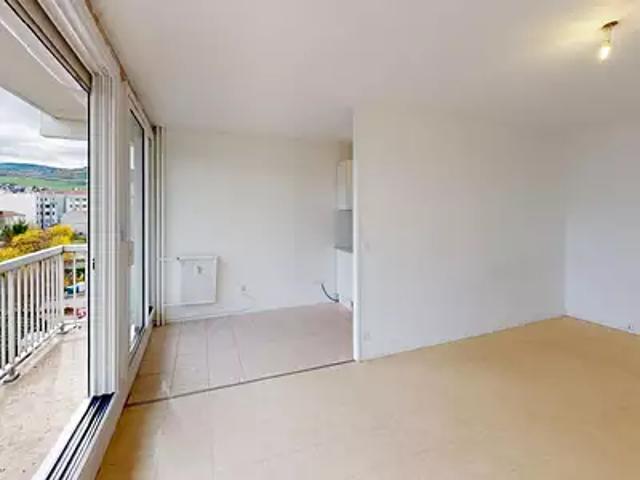 Saint Étienne 42100 Location appartement 1 pièce t1 cave balcon