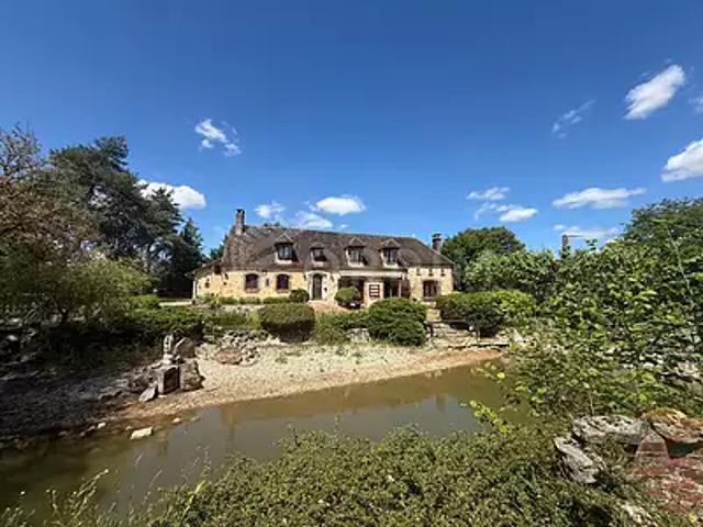Saint Fargeau 89170 Achat / Vente maison 5 pièces t5 au dernier étage