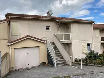 Saint Félicien 07410 Location appartement 4 pièces t4 au dernier étage