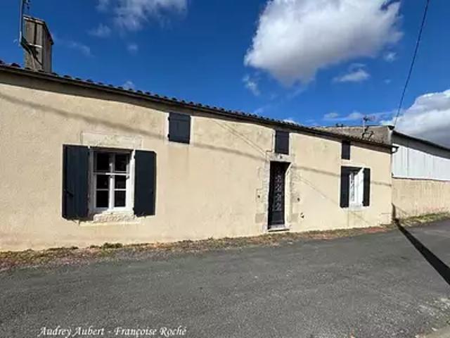 Saint Félix 17330 Achat / Vente maison 4 pièces t4 jardin terrasse