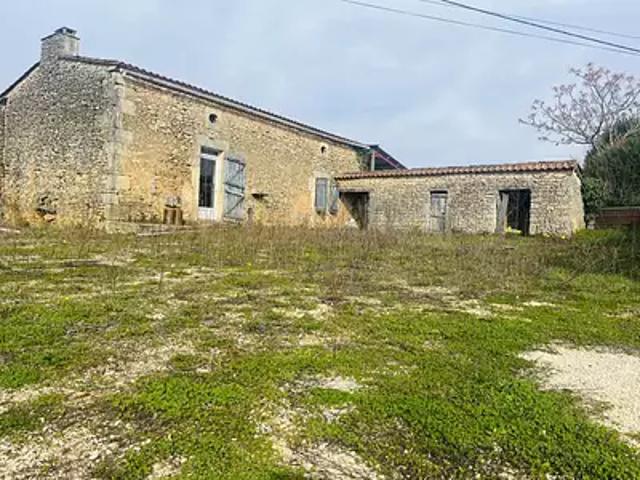 Vergt 24380 Achat / Vente maison 5 pièces t5 au dernier étage parking