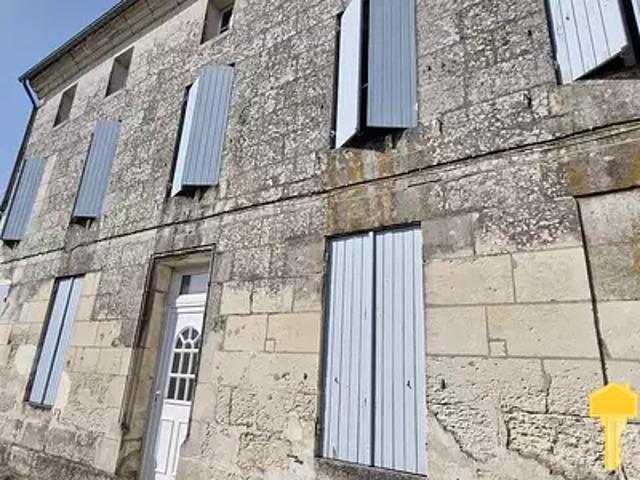 Saint Fort sur Gironde 17240 Achat / Vente maison 4 pièces t4