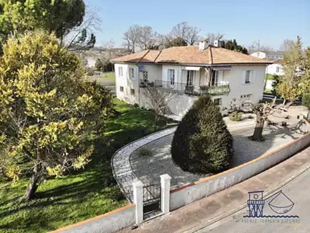 Saint Fort sur Gironde 17240 Achat / Vente maison 5 pièces t5 parking