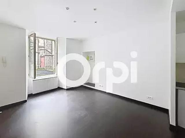 Saint Flour 15100 Location appartement 1 pièce t1