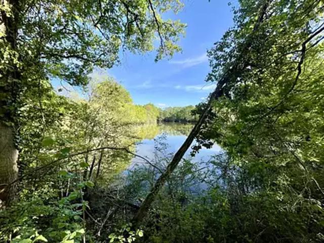 Saint Florent sur Cher 18400 Achat / Vente maison 7 pièces t7 au dernier étage parking