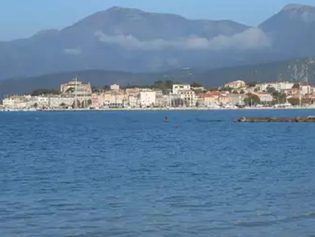 Saint Florent 20217 Achat / Vente maison 6 pièces t6 piscine