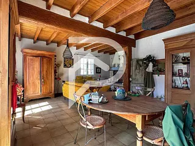 Saint Front de Pradoux 24400 Achat / Vente maison 5 pièces t5 au dernier étage terrasse