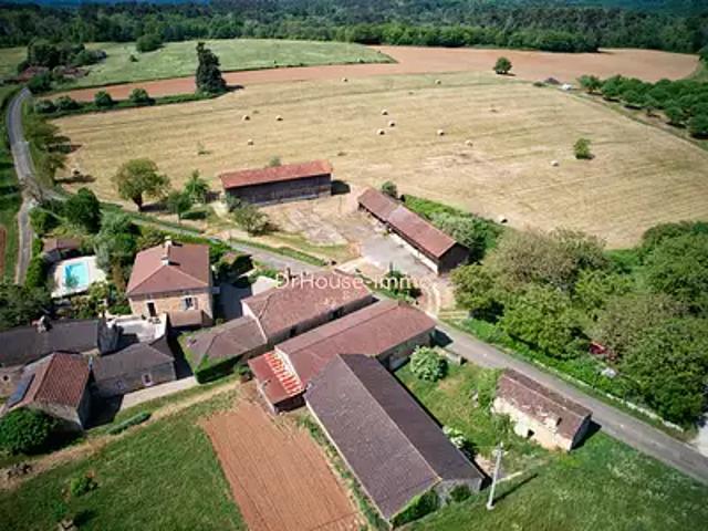 Saint Front sur Lémance 47500 Achat / Vente maison 11 pièces t11 piscine terrasse