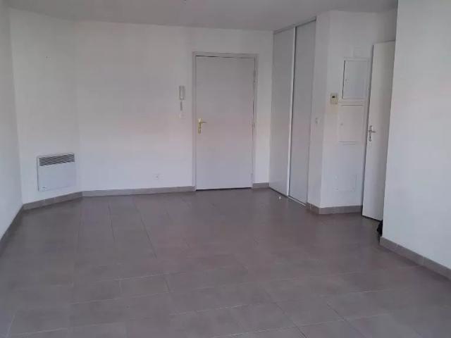 SAINT GAUDENS, Appartement T2 avec balcon et parking