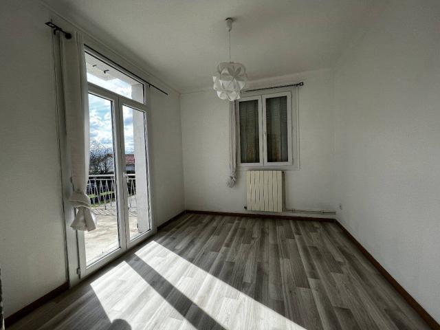 SAINT GAUDENS, bel appartement T4 1er étage