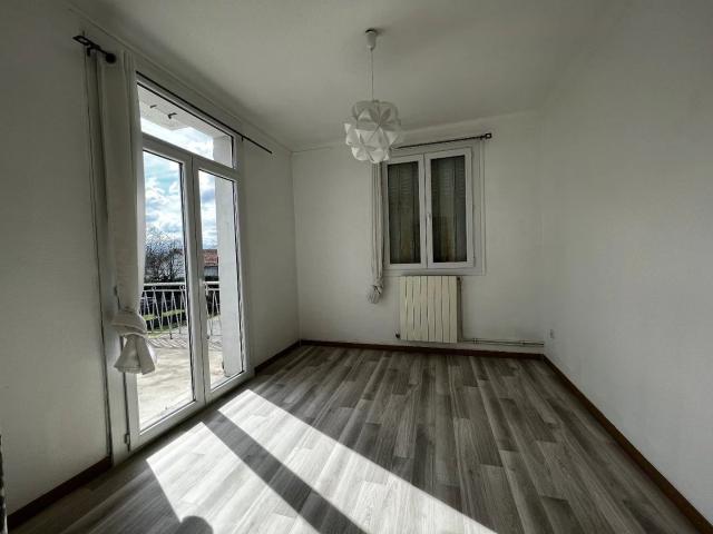 SAINT GAUDENS, bel appartement T4 1er étage