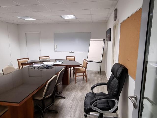 Saint Gaudens Locaux Professionnels 350 M2 350m² Saint Gaudens