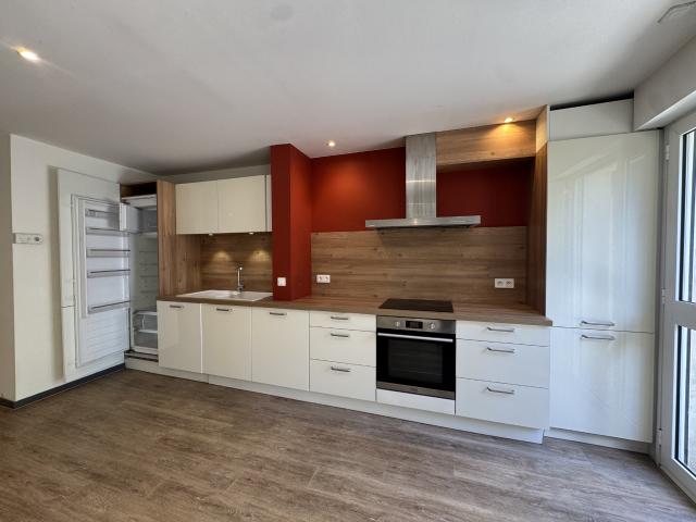 SAINT GENES MAISON 150M2 AVEC JARDIN A LOUER