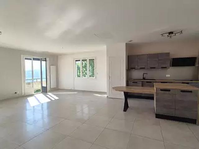 Saint Genest Lerpt 42530 Achat / Vente appartement 4 pièces t4 terrasse balcon