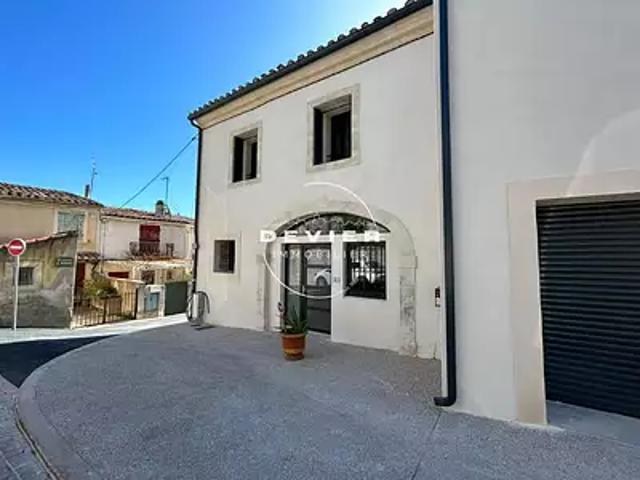 Saint Geniès des Mourgues 34160 Location appartement 1 pièce t1 parking