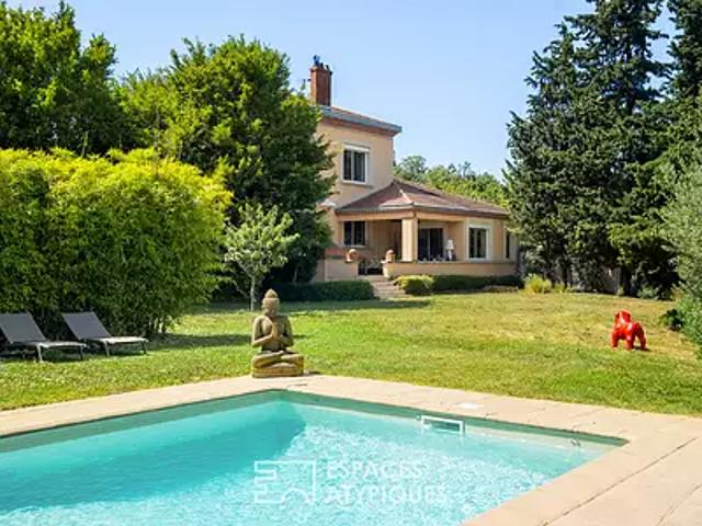 Saint Genis Laval 69230 Achat / Vente maison 9 pièces t9 au dernier étage piscine