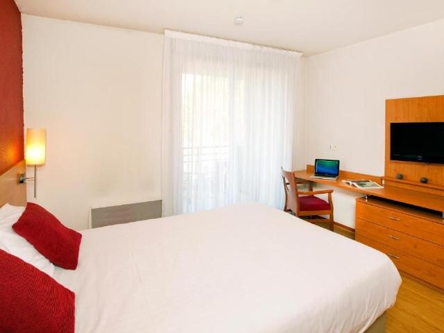 Saint Genis Pouilly cosy studio on the doorstep of Geneva