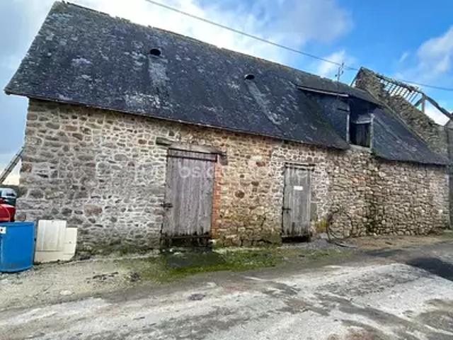 Saint Georges Buttavent 53100 Achat / Vente maison 2 pièces t2 cave
