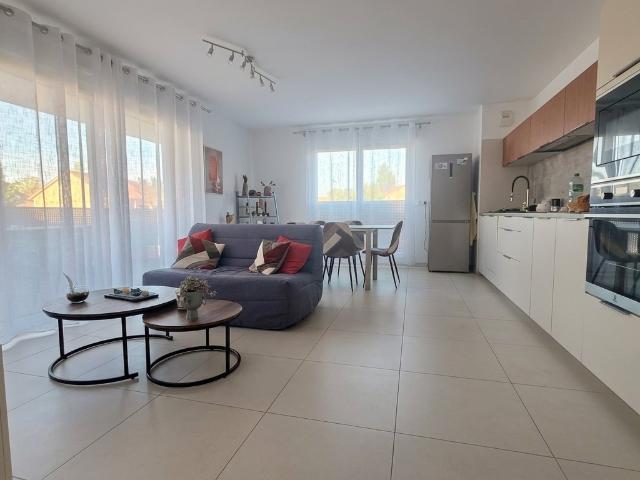 Saint Georges D’Espéranche Appartement 68 M2 Avec Terrasse E. 67m² Saint Georges d'Espéranche