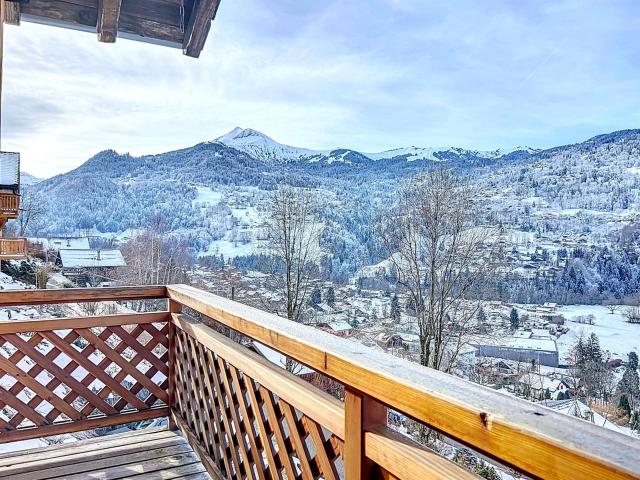 Saint Gervais Mont Blanc, édifié sur une parcelle de terrain. 175m² Saint Gervais les Bains