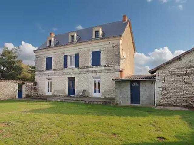 Saint Gervais les Trois Clochers 86230 Achat / Vente maison 6 pièces t6