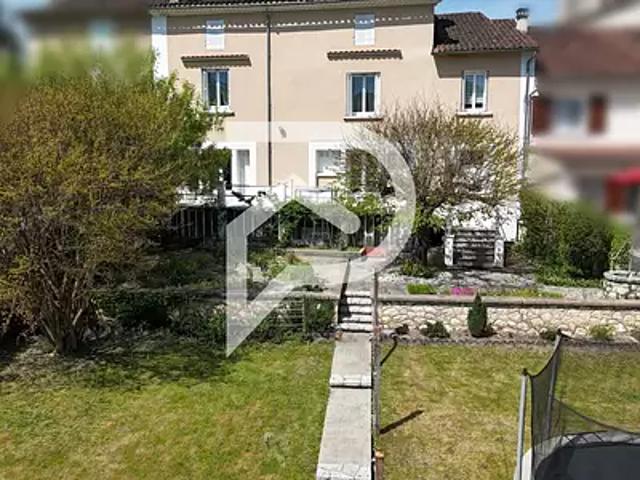 Saint Germain du Salembre 24190 Achat / Vente maison 7 pièces t7 au dernier étage terrasse