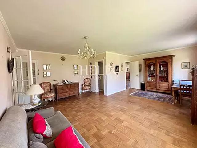 Saint Germain en Laye 78100 Achat / Vente appartement 7 pièces t7 cave