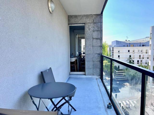 SAINT GERMAIN EN LAYE Appartement 2 pièces à LOUER MEUBLÉ avec