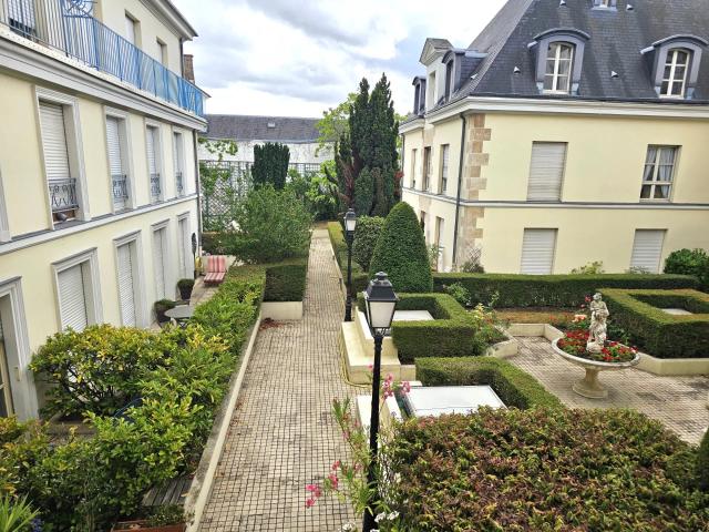 SAINT GERMAIN EN LAYE LOCATION 2 PIECES