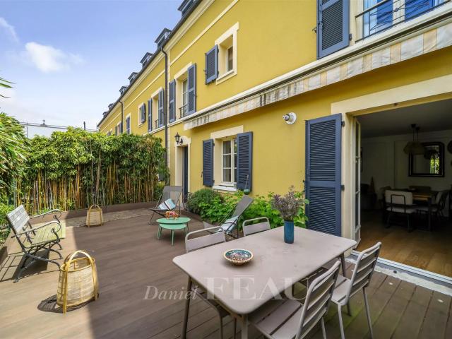 Saint Germain En Laye, maison de ville 4 chambres, terrasse. 106m² Saint Germain en Laye